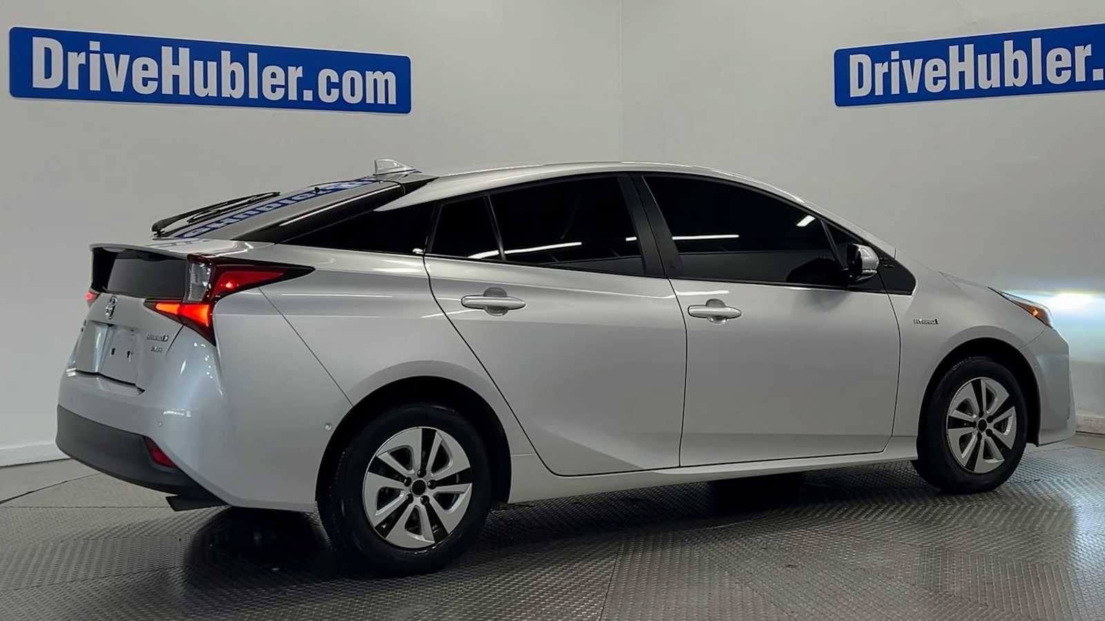 Used 2019 Toyota Prius XLE w/ Advanced Technology Package AWD/4WD image 8