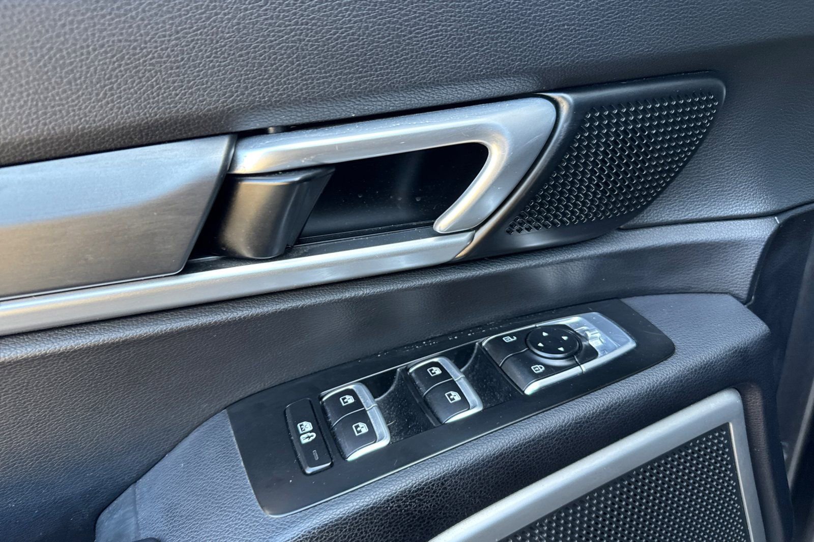 Used 2020 Kia Telluride S AWD/4WD image 11