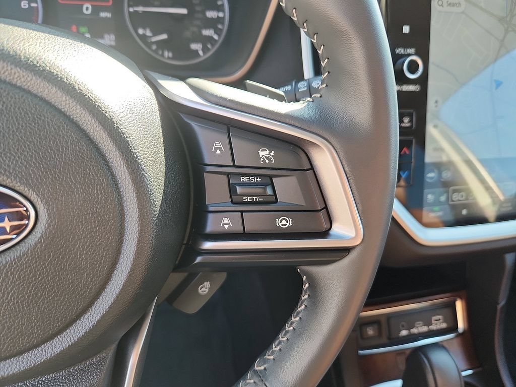 Used 2025 Subaru Ascent Touring AWD/4WD image 19