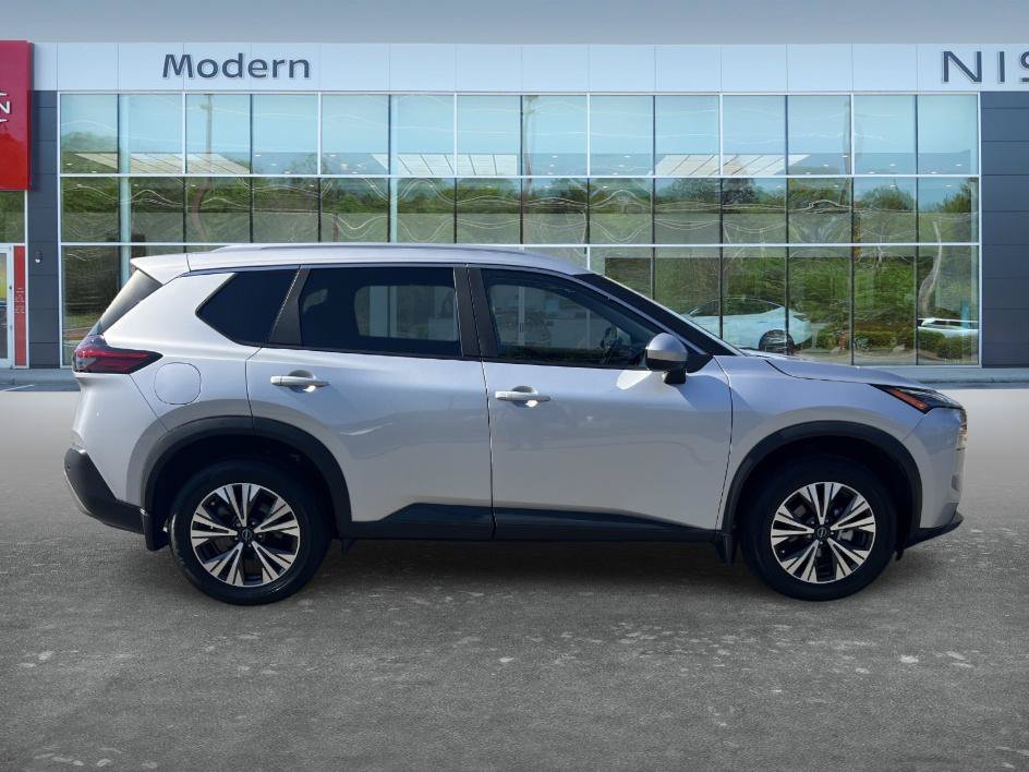 Certified 2023 Nissan Rogue SV w/ SV Premium B Package FWD image 4