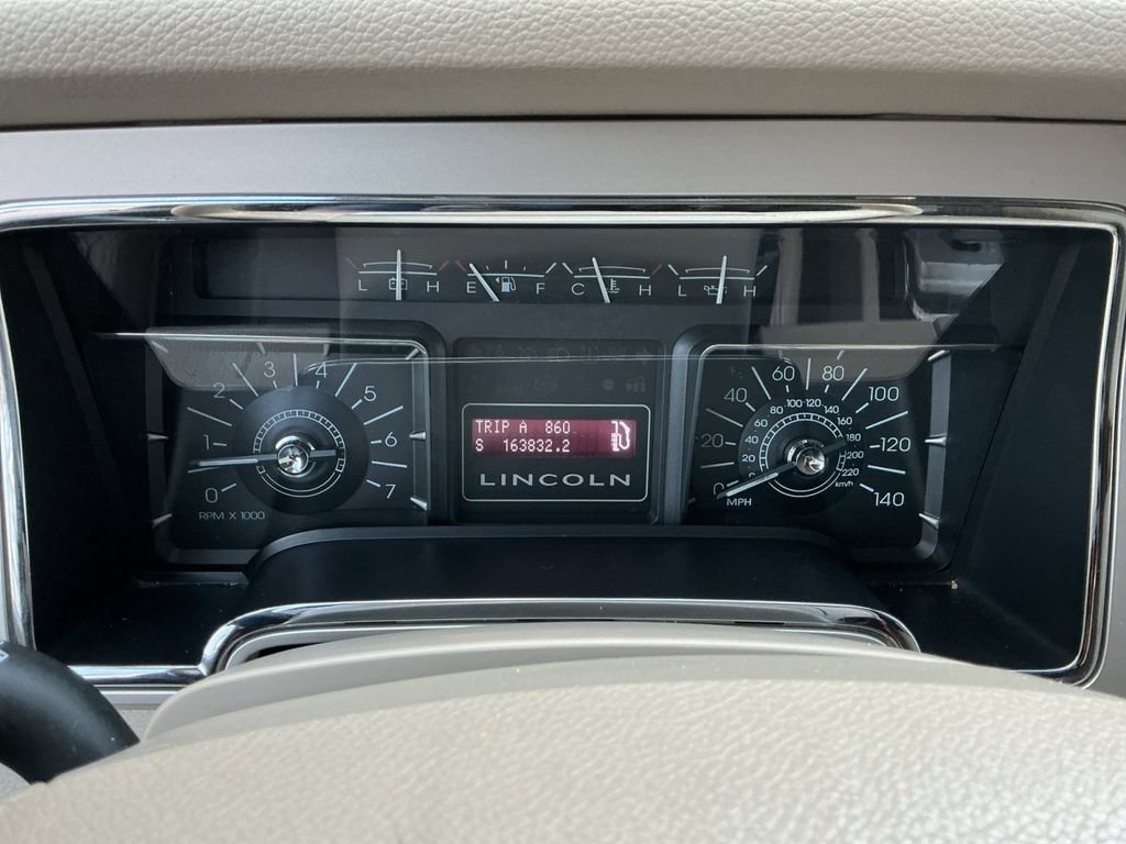 Used 2007 Lincoln Navigator 4WD image 14