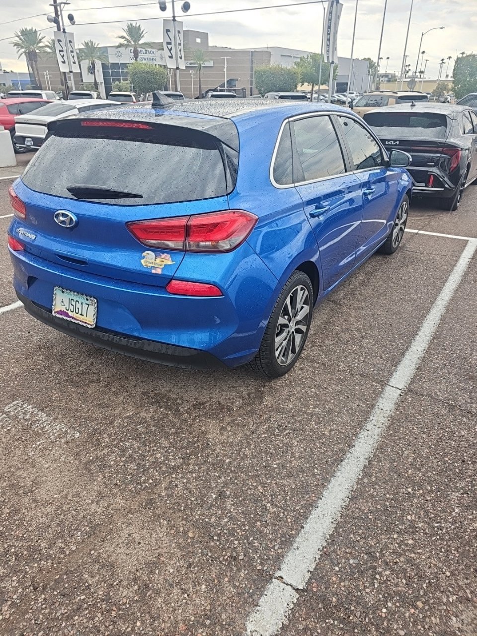 Used 2018 Hyundai Elantra GT w/ Tech Package 03 FWD image 3