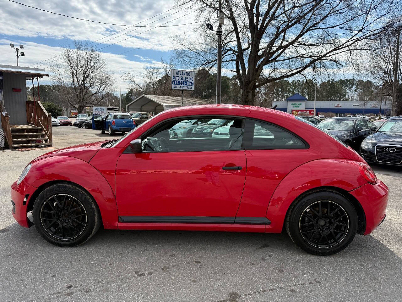 Used 2012 Volkswagen Beetle 2.5 FWD image 7