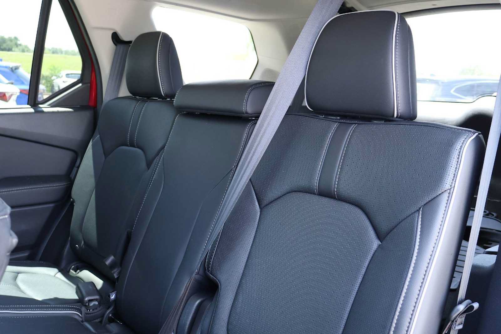 Used 2025 Honda Pilot Elite image 13