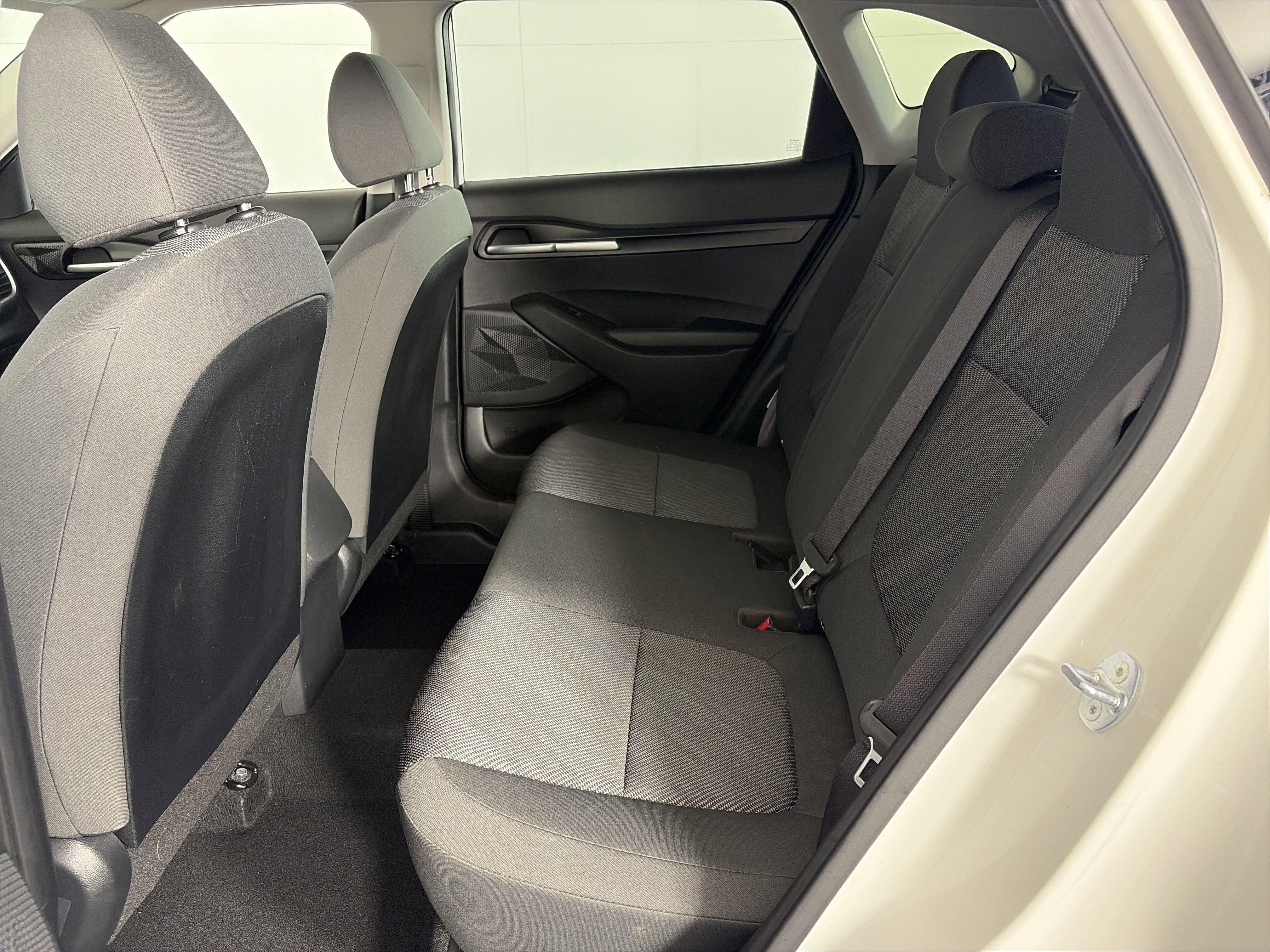 Used 2023 Kia Seltos LX image 7