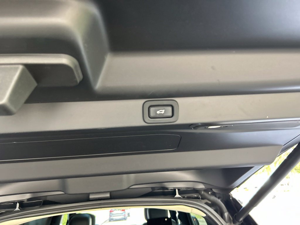 Used 2022 Land Rover Range Rover Long Wheelbase First Edition AWD/4WD image 35