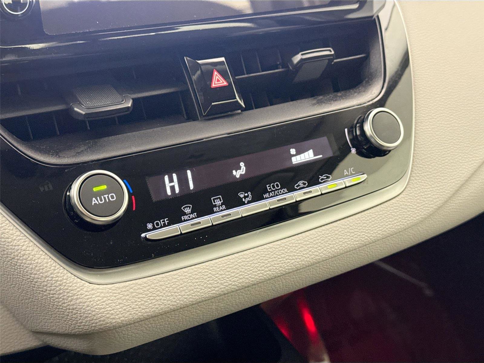 Certified 2024 Toyota Corolla LE image 23