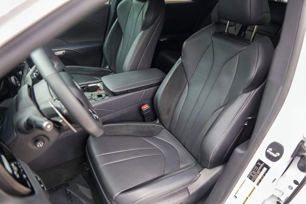 Used 2024 Lexus RX 500h F Sport w/ Convenience Package image 10