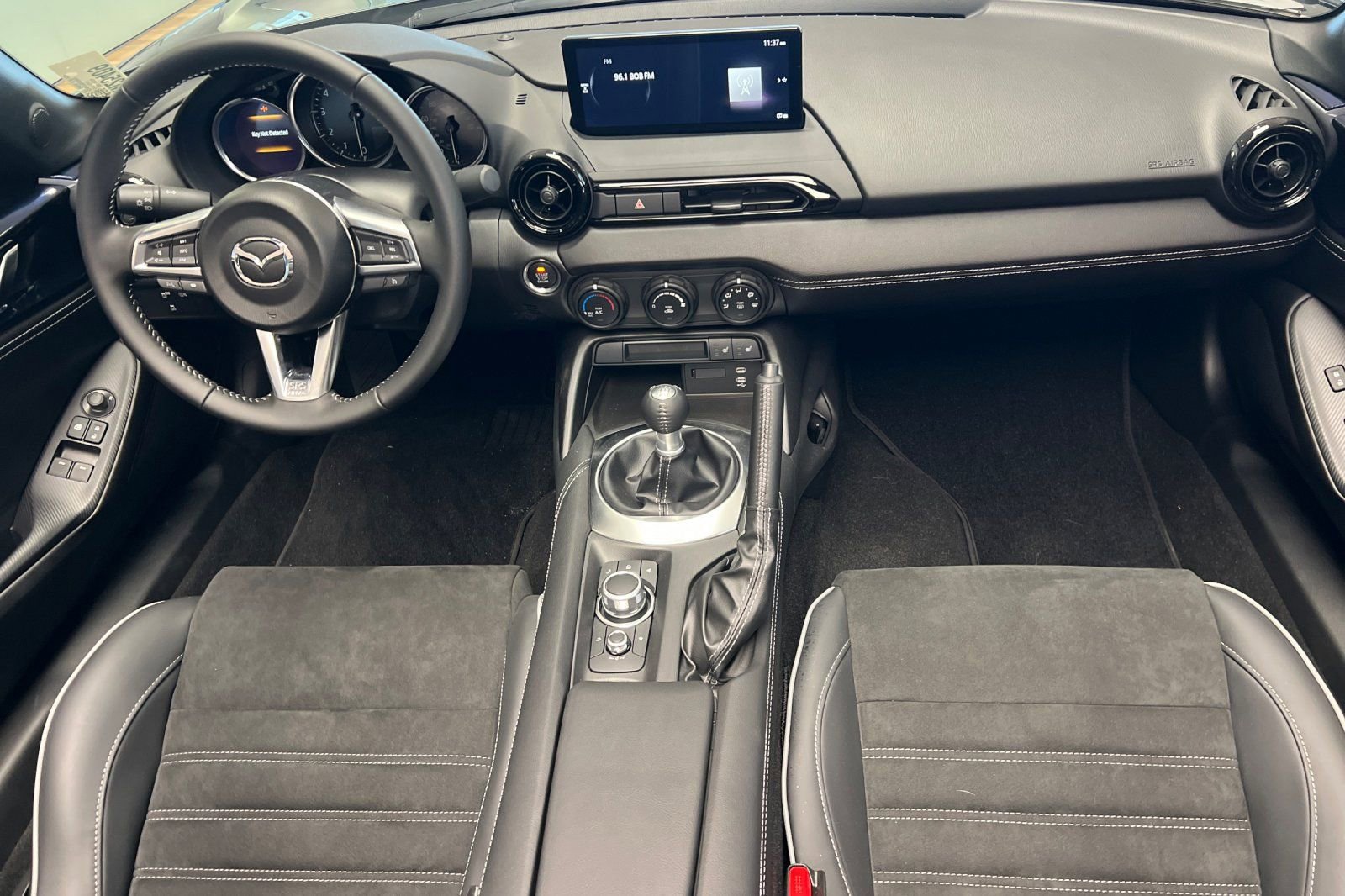 New 2025 MAZDA MX-5 Miata Club w/ Brembo/BBS Recaro Package image 10