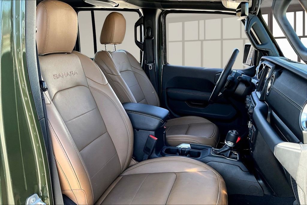 Used 2022 Jeep Wrangler Unlimited Sahara w/ LED Lighting Group image 27