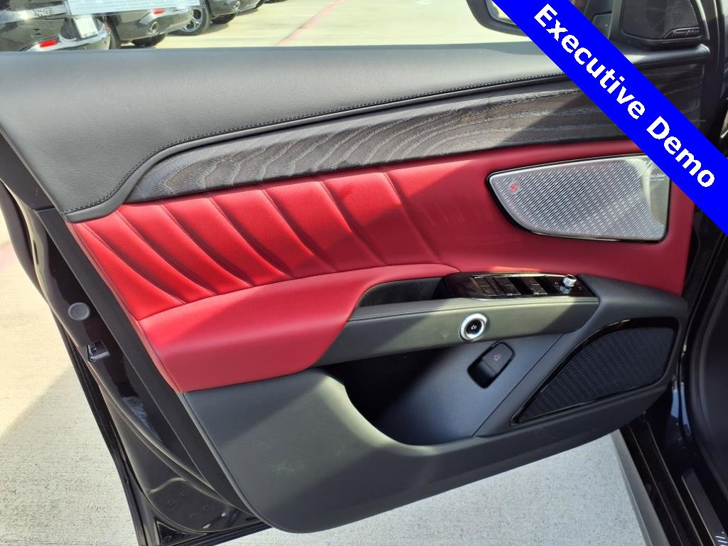 New 2025 Maserati Grecale GT image 17