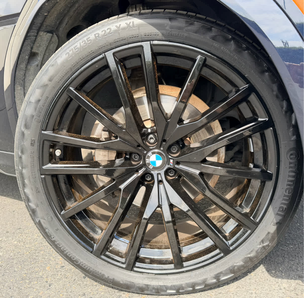 Used 2023 BMW X6 xDrive40i w/ M Sport Package image 9