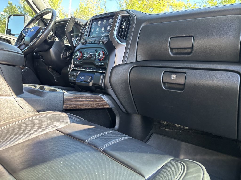 Used 2023 Chevrolet Silverado 3500 High Country AWD/4WD image 29