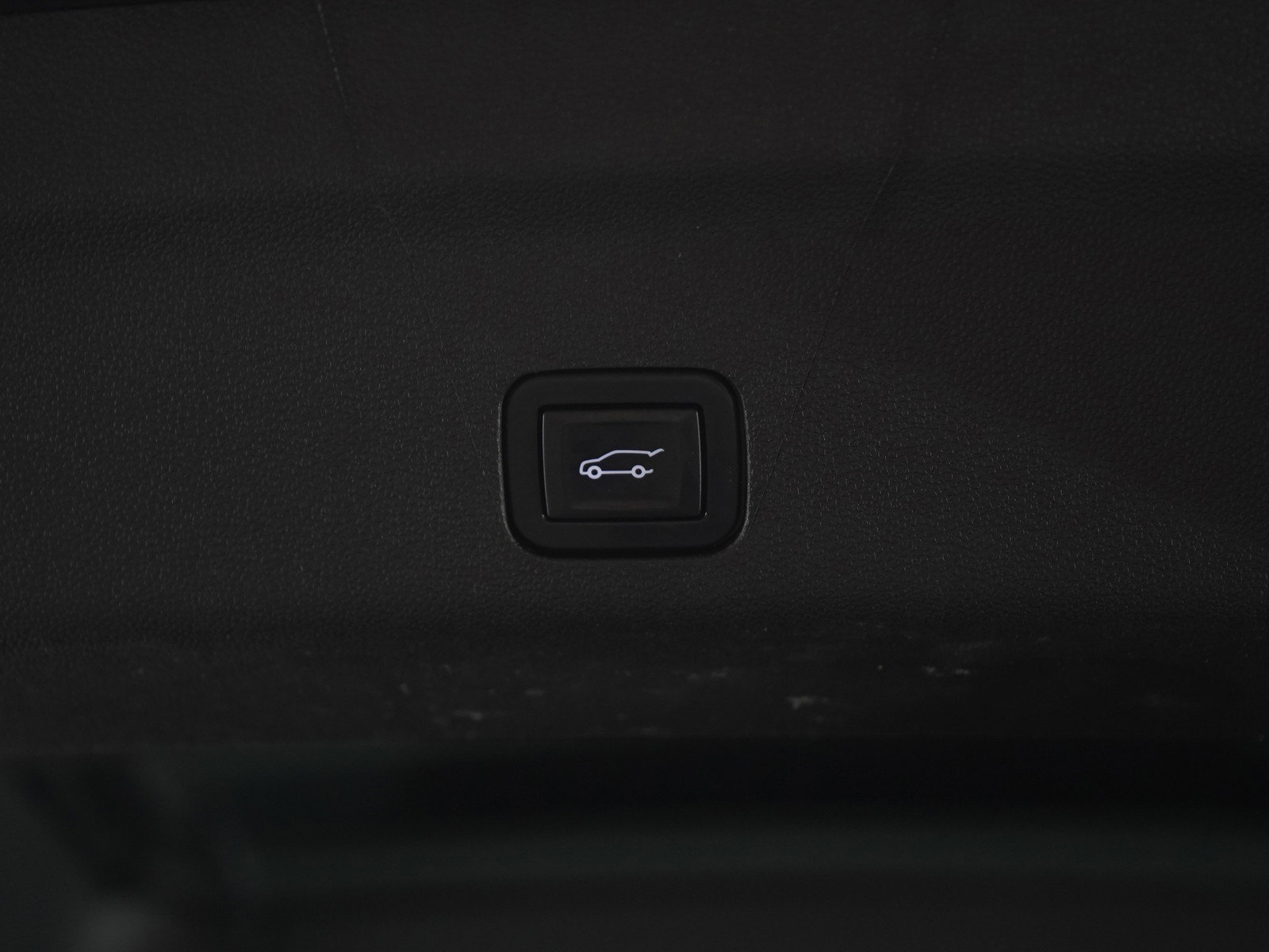 Used 2022 GMC Yukon XL SLT image 18