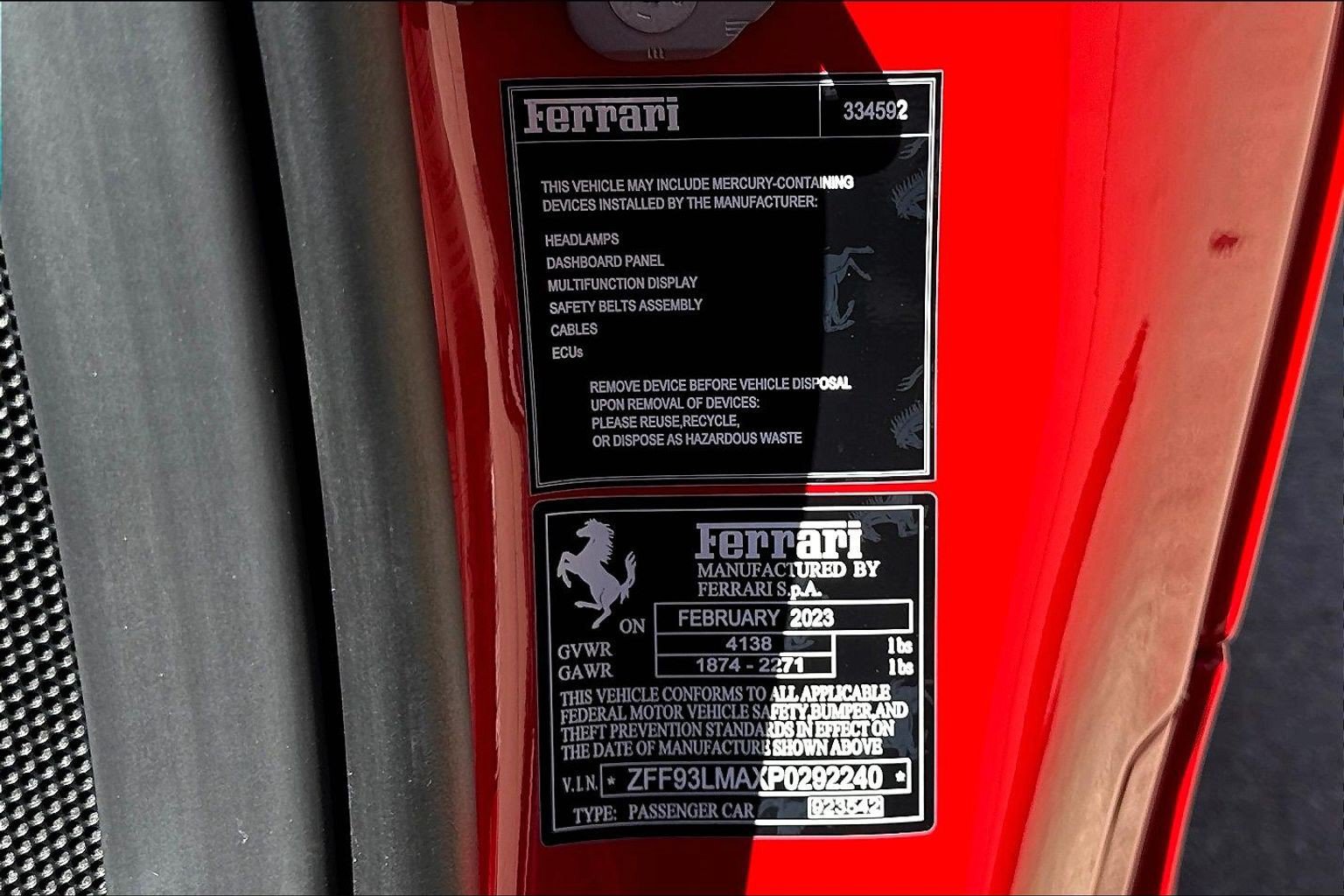 Used 2023 Ferrari F8 Spider RWD image 17
