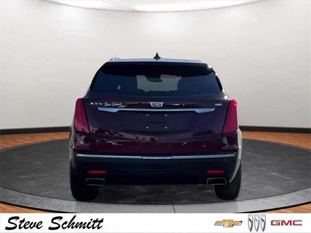 Certified 2017 Cadillac XT5 Luxury w/ Driver Awareness Package image 8