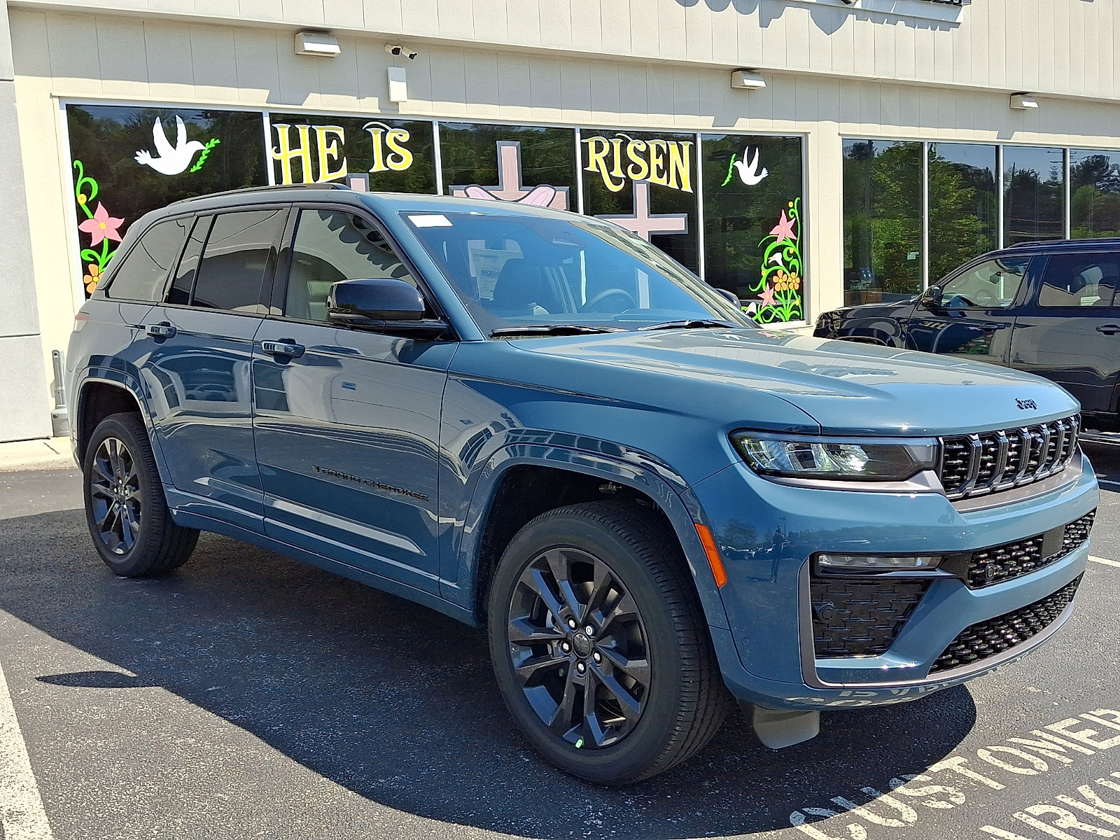New 2026 Jeep Grand Cherokee Limited AWD/4WD image 2
