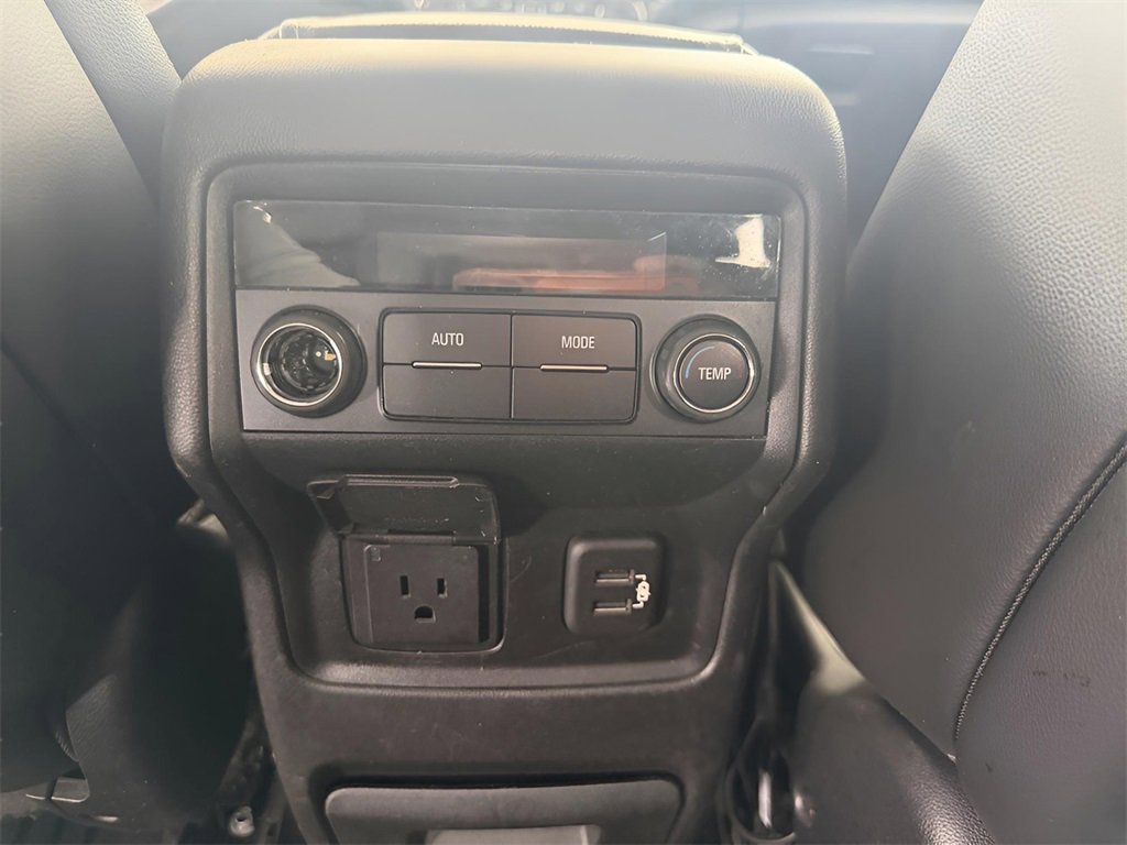 Used 2019 GMC Acadia SLT w/ Black Edition image 18