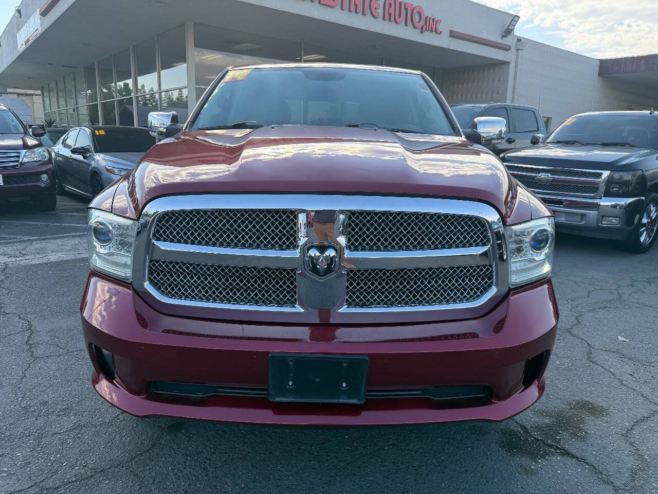 Used 2014 RAM 1500 Limited AWD/4WD image 9