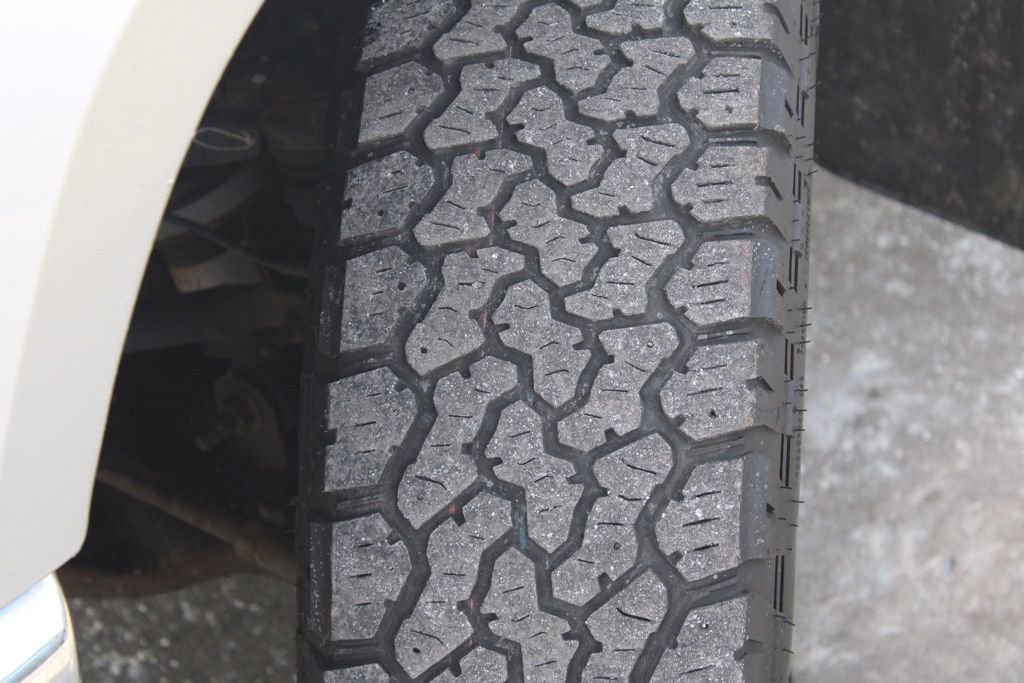 Used 2012 GMC Canyon SLE image 13