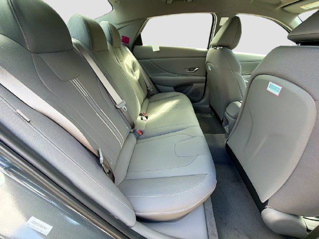 Certified 2026 Hyundai Elantra Sport FWD image 27