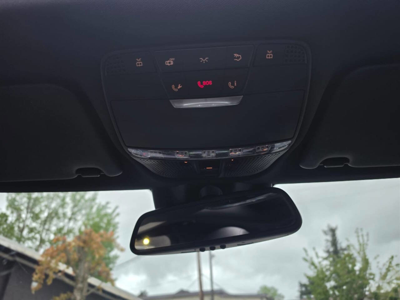 Used 2015 Mercedes-Benz C 300 Sedan image 33