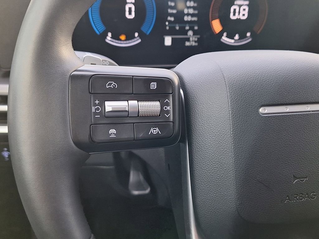 Used 2024 Hyundai Santa Fe SE image 17