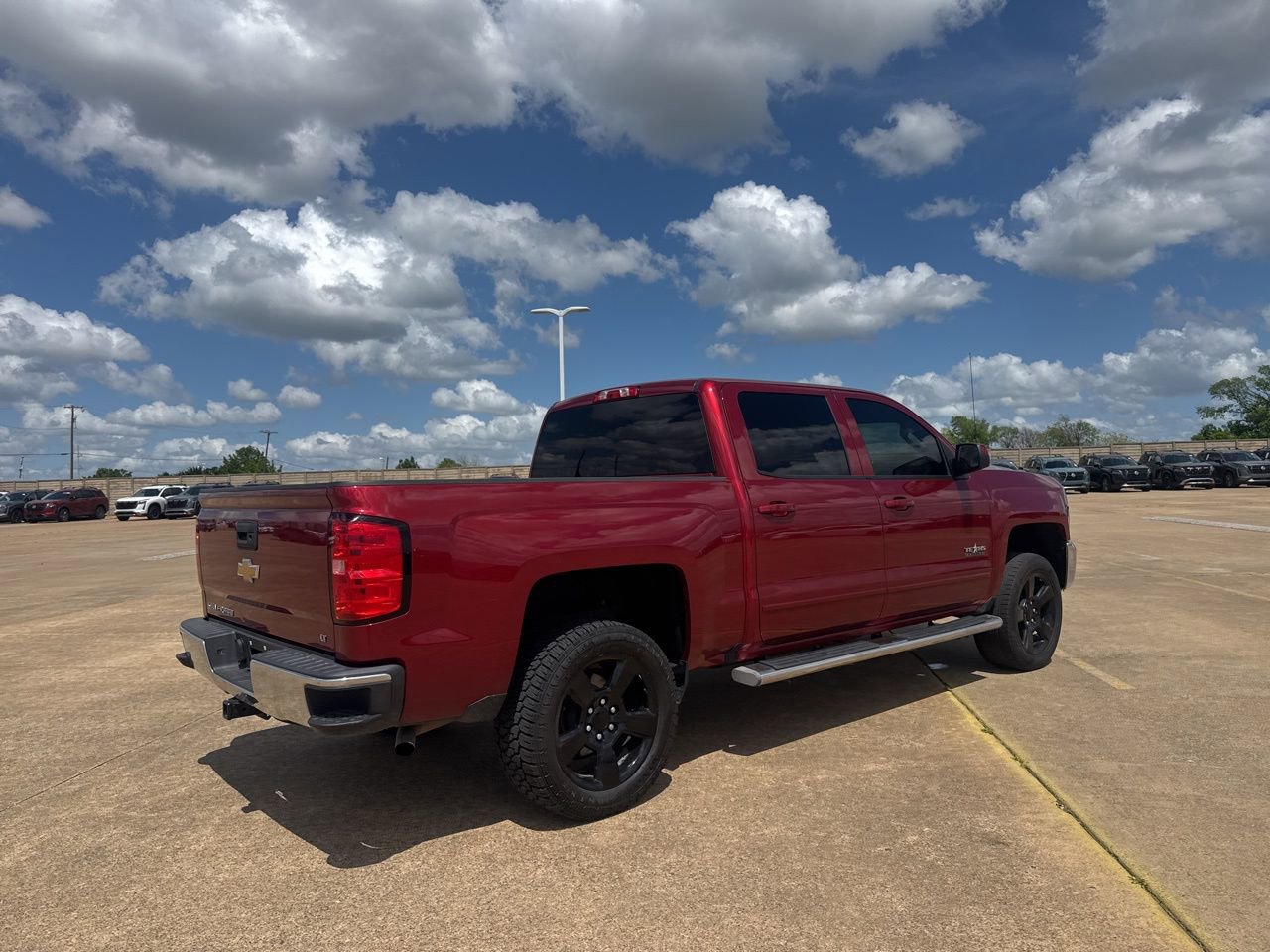 Used 2018 Chevrolet Silverado 1500 LT w/ Texas Edition image 25