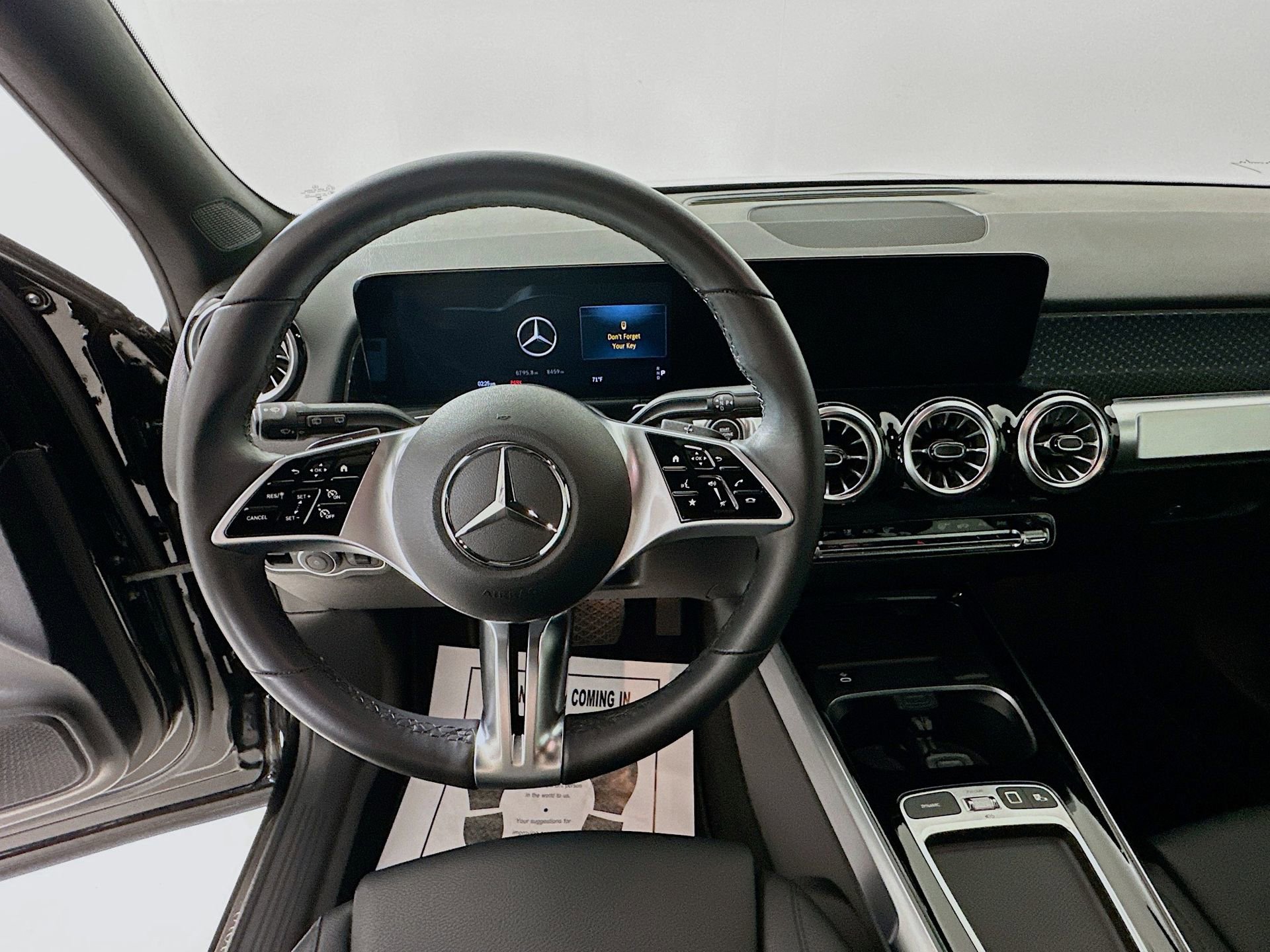 Certified 2025 Mercedes-Benz GLB 250 image 12