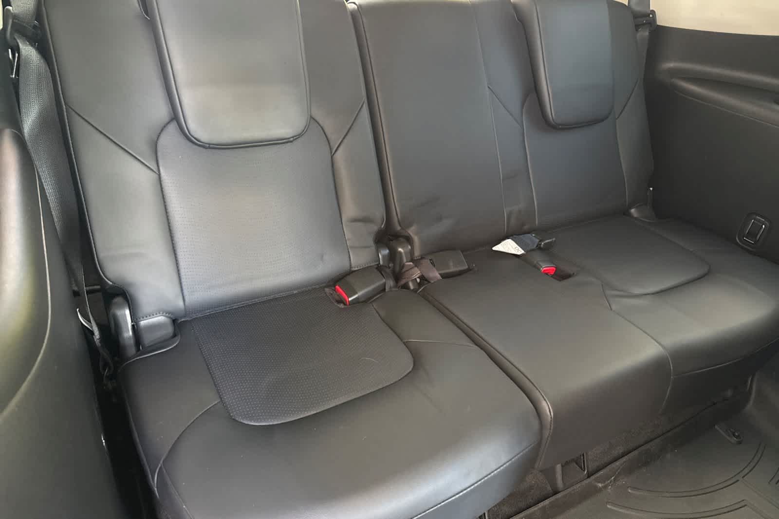 Used 2020 Nissan Armada Platinum AWD/4WD image 18