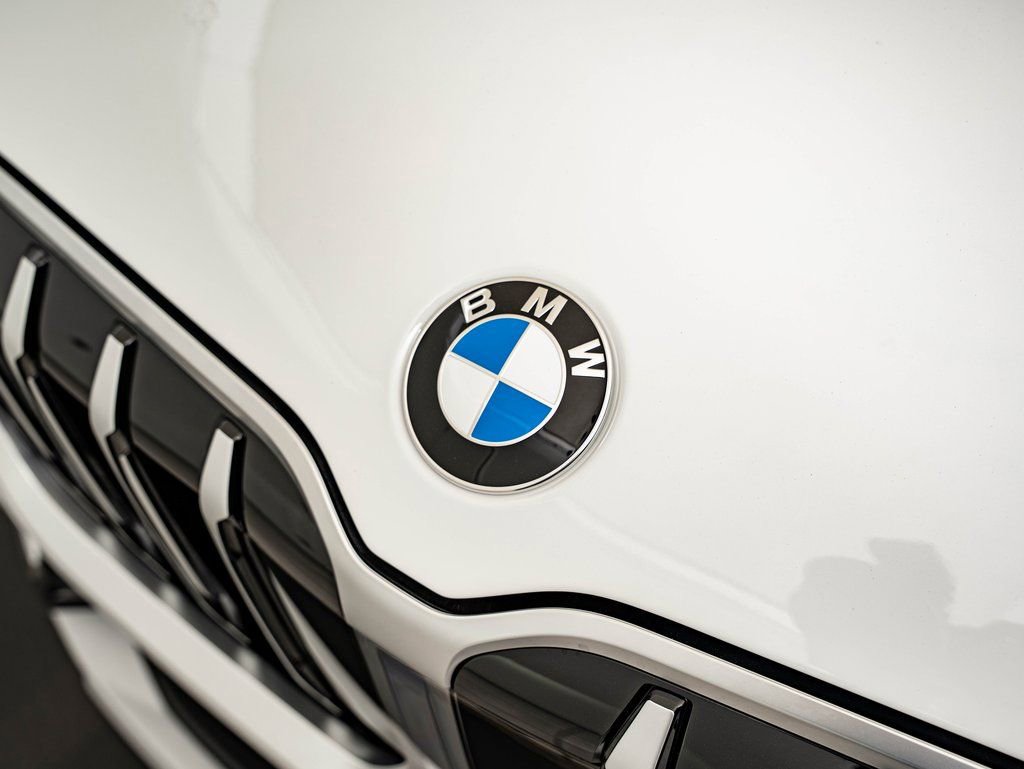 New 2026 BMW X1 xDrive28i w/ Technology Package image 3
