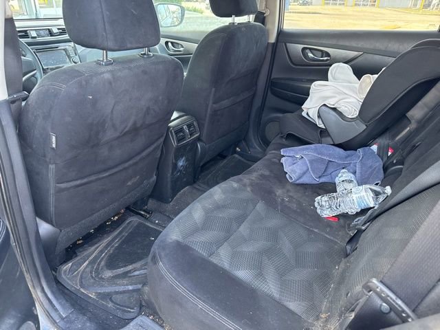 Used 2014 Nissan Rogue SV w/ SV Premium Package image 16