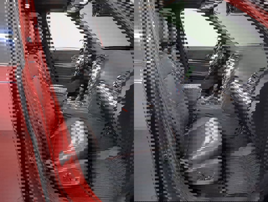 Used 2018 Ford Explorer Sport w/ Equipment Group 401A image 35