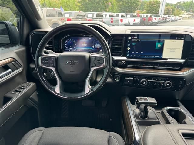 Used 2022 Chevrolet Silverado 1500 RST w/ Convenience Package II RWD image 13