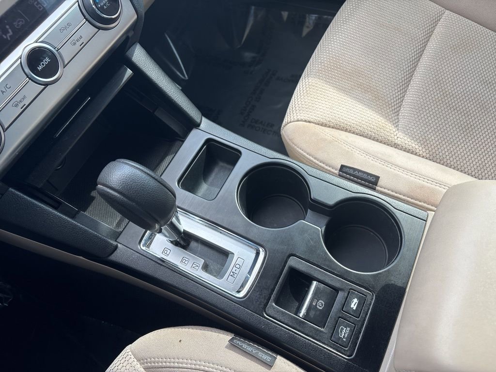 Used 2019 Subaru Outback 2.5i AWD/4WD image 18