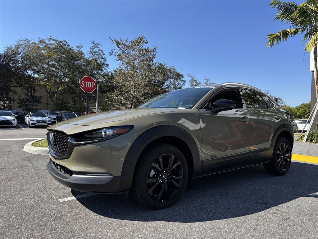 New 2024 MAZDA CX-30 Carbon image 29