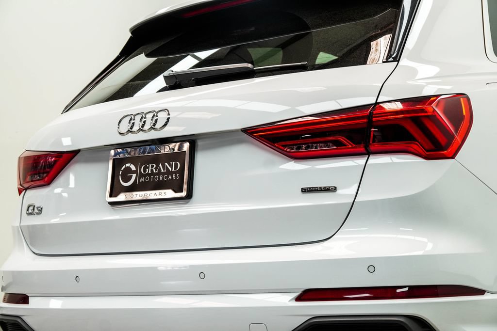 Used 2024 Audi Q3 2.0T Premium AWD/4WD image 18