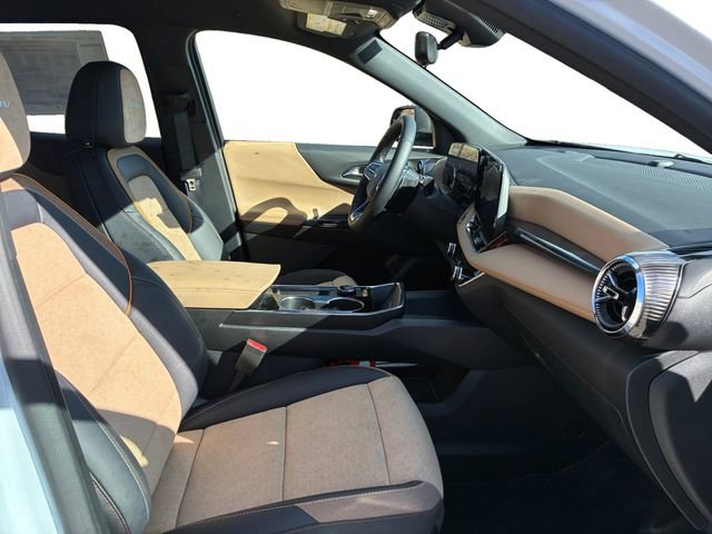 New 2026 Chevrolet Equinox ACTIV w/ Convenience Package III image 13