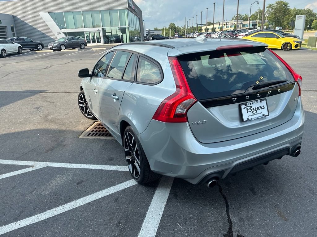Used 2018 Volvo V60 T5 Dynamic FWD image 5