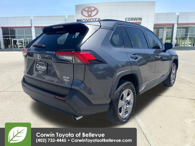 Used 2025 Toyota RAV4 XLE AWD/4WD image 5