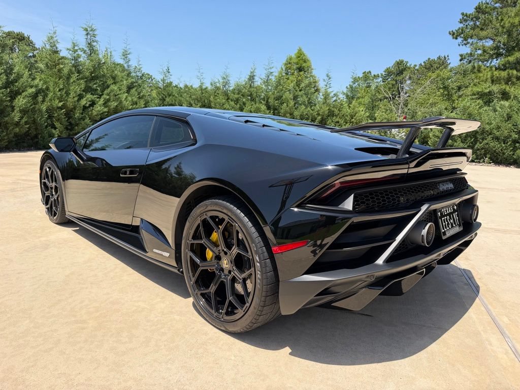 Used 2021 Lamborghini Huracan EVO RWD image 5