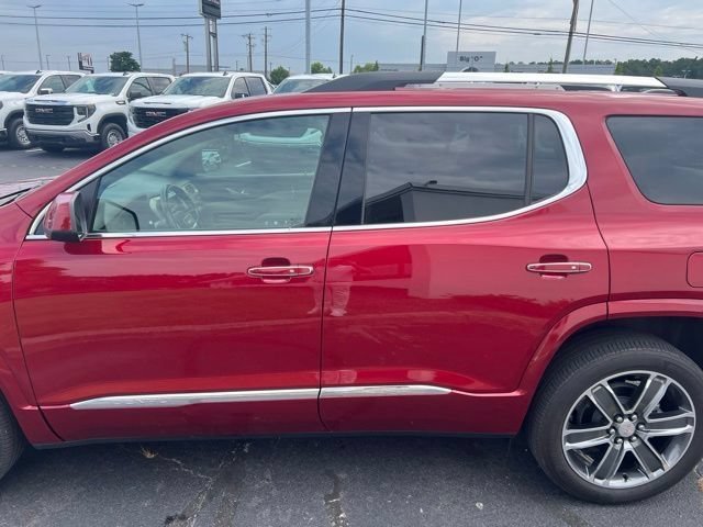 Certified 2019 GMC Acadia Denali w/ Technology Package FWD image 7