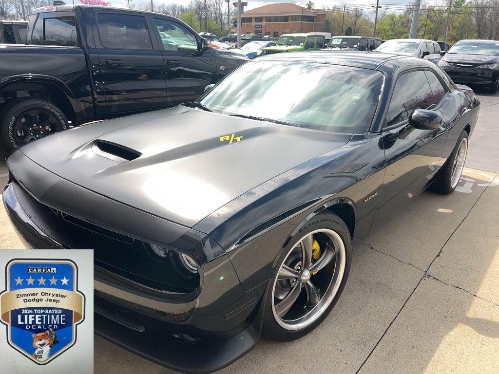 Used 2021 Dodge Challenger R/T w/ Blacktop Package image 1