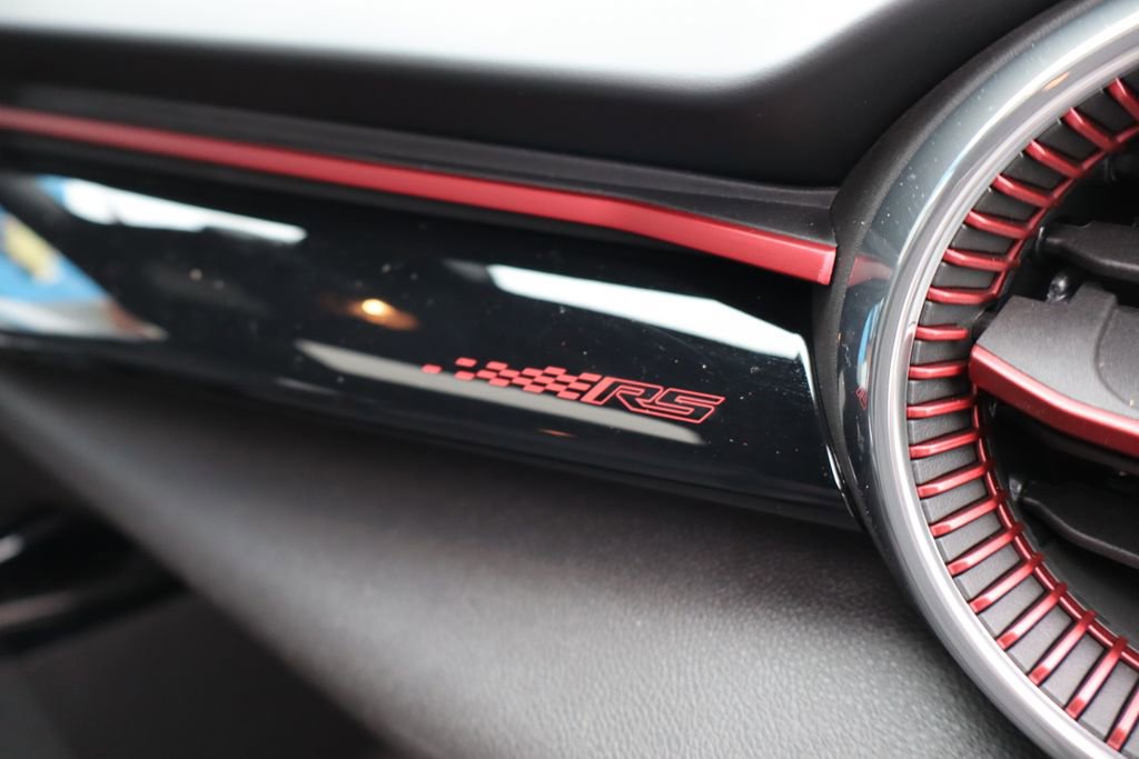 Used 2025 Chevrolet Trax RS w/ Sunroof Package image 46