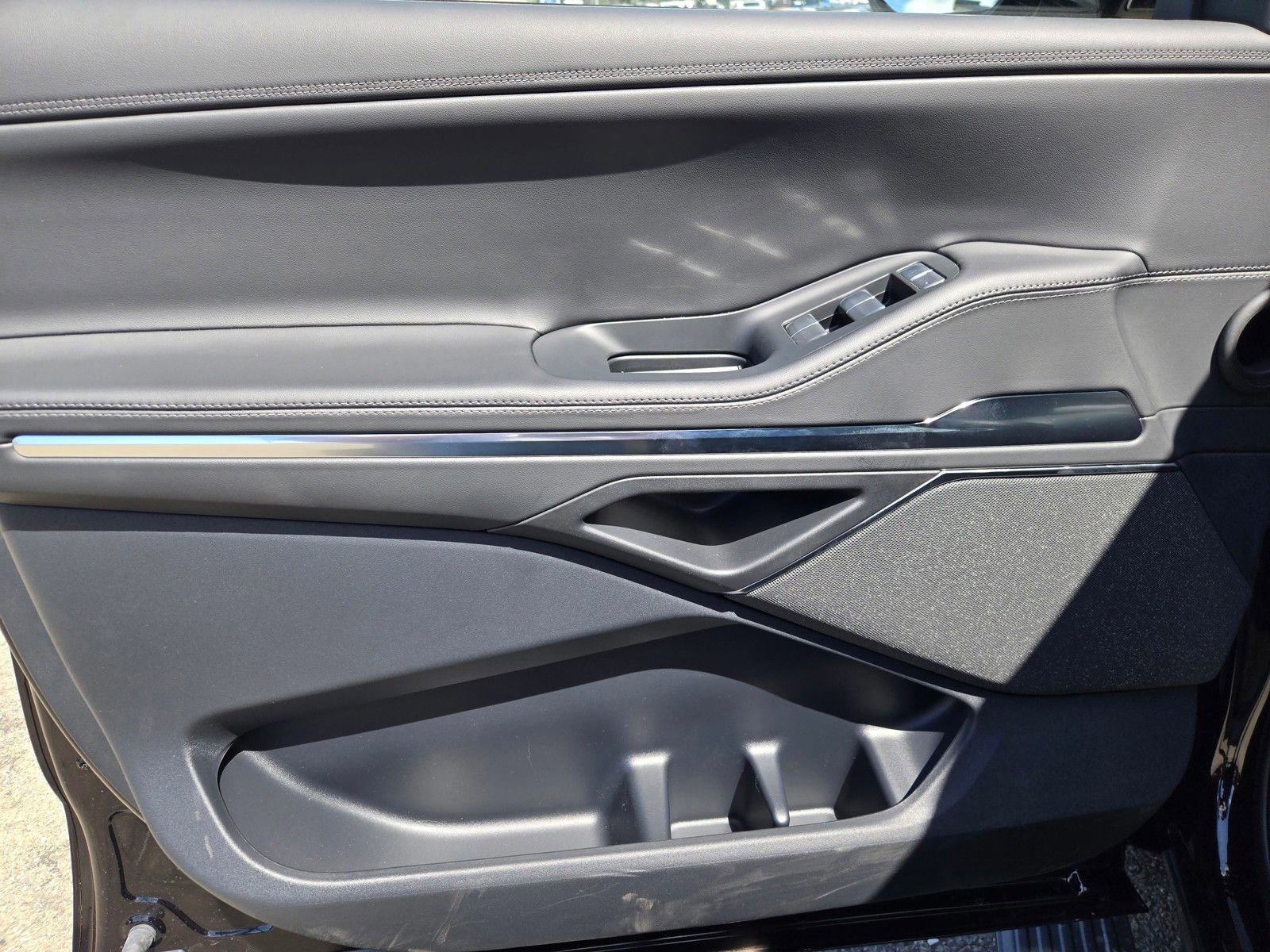 New 2026 Lincoln Navigator L Reserve AWD/4WD image 9