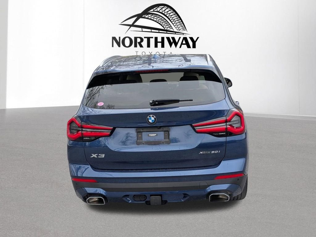 Used 2022 BMW X3 xDrive30i w/ Premium Package 2 (ZPA) AWD/4WD image 5