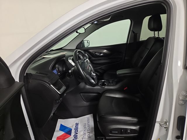 Used 2024 GMC Terrain SLT AWD/4WD image 12