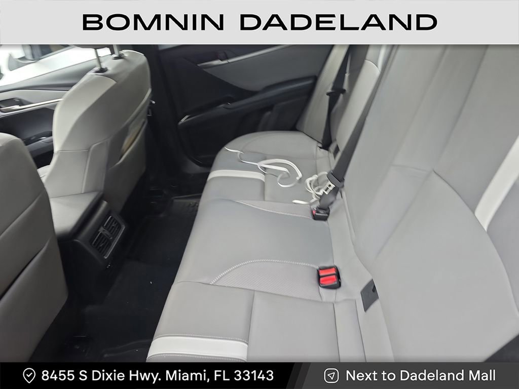 Used 2025 Toyota Camry LE image 12