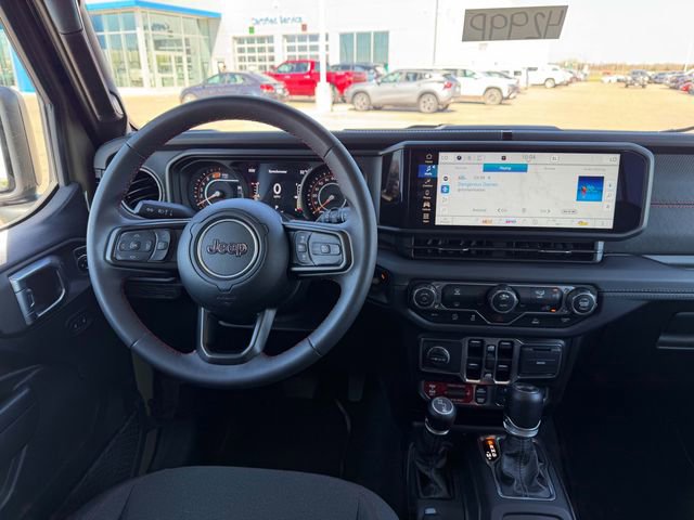 Used 2025 Jeep Wrangler Unlimited Rubicon AWD/4WD image 28