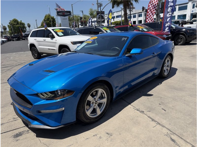 Used 2020 Ford Mustang Coupe RWD image 9